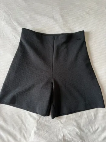 Short noir – Cop Copine – Taille 38 – Taille haute, jambe large