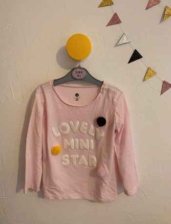 T-shirt à pompons 2 ans