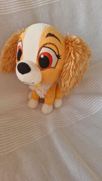 Peluche Disney belje et le clochard   chienne lady