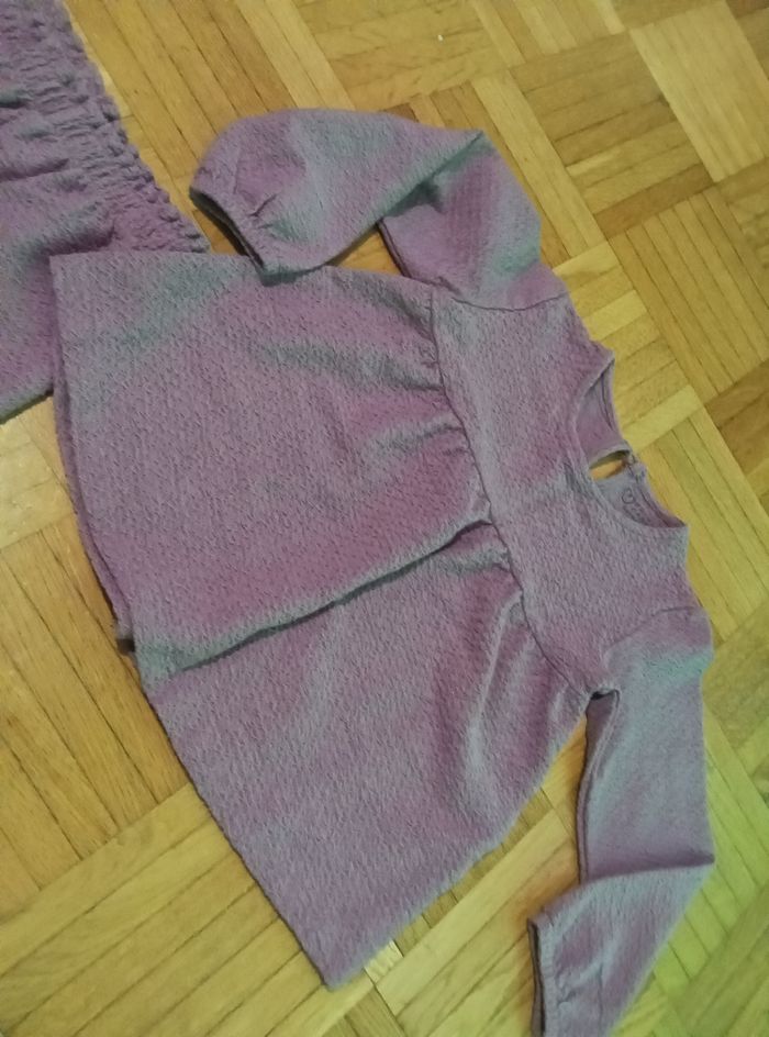 Ensemble fille5/6ans - photo numéro 3