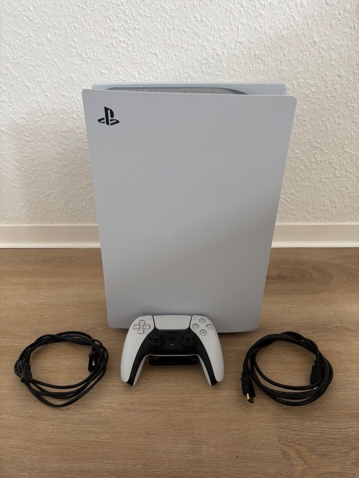 Console de jeu Sony PS5 Digital Edition - Blanche avec emballage d'origine incluant la manette - photo numéro 2