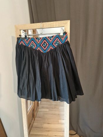 Jupe noire asymétrique