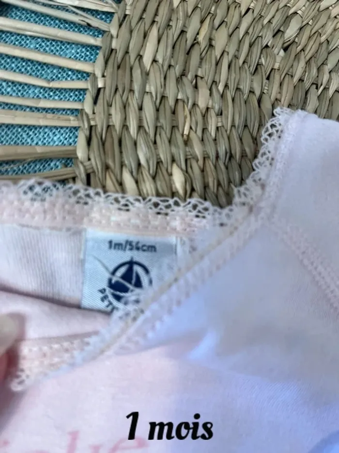 Lot 2 bodies taille 1 mois petit bateau - photo numéro 4