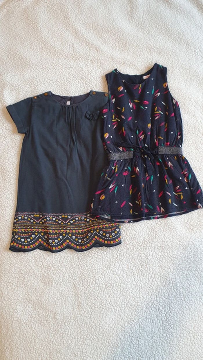 Lot 2 robes mi saison taille 3 ans
