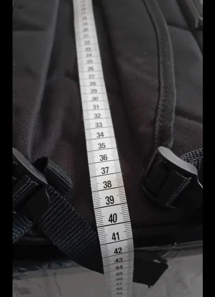 Très beau petit sac a dos noir neuf pour les affaires de sport ou goûter - photo numéro 7