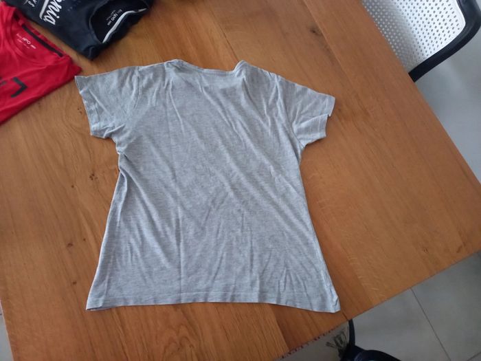 T-shirt gris - photo numéro 4