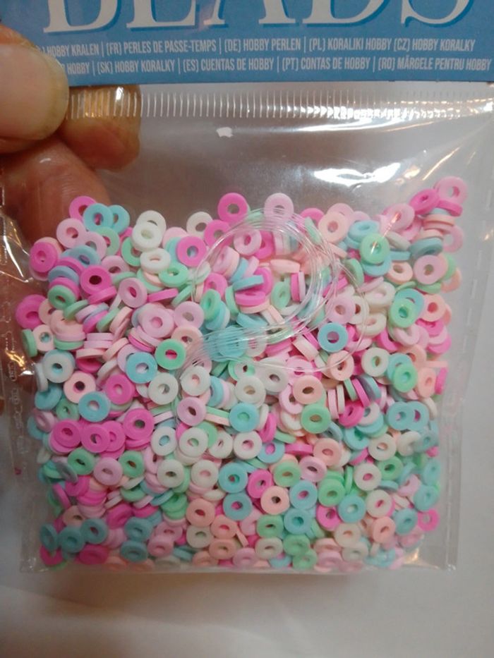 Perles de loisirs multicolores + fil - photo numéro 2