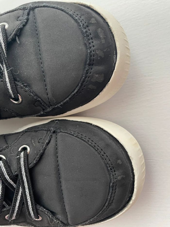 Chaussures/baskets montantes fournées 29 - photo numéro 4