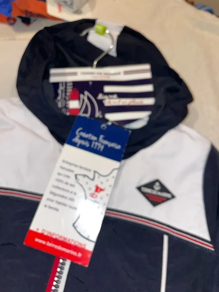 Veste imperméable terre de marins 2 ans neuve - photo numéro 2