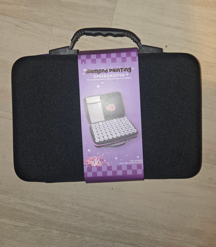 Malette de  rangement pour diamond painting neuve