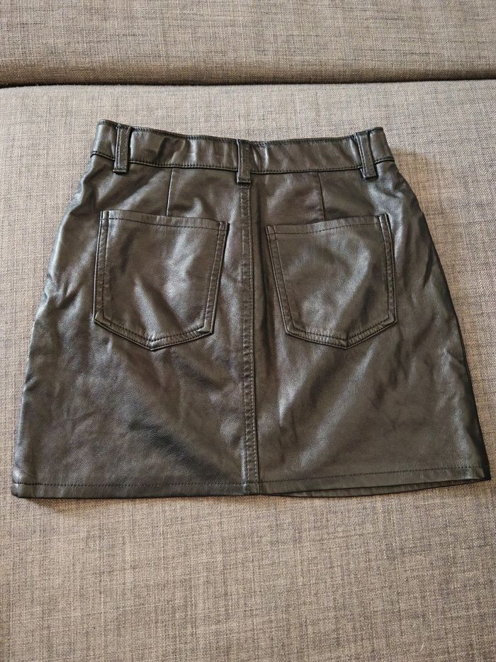 Magnifique jupe fille 10 ans - photo numéro 3