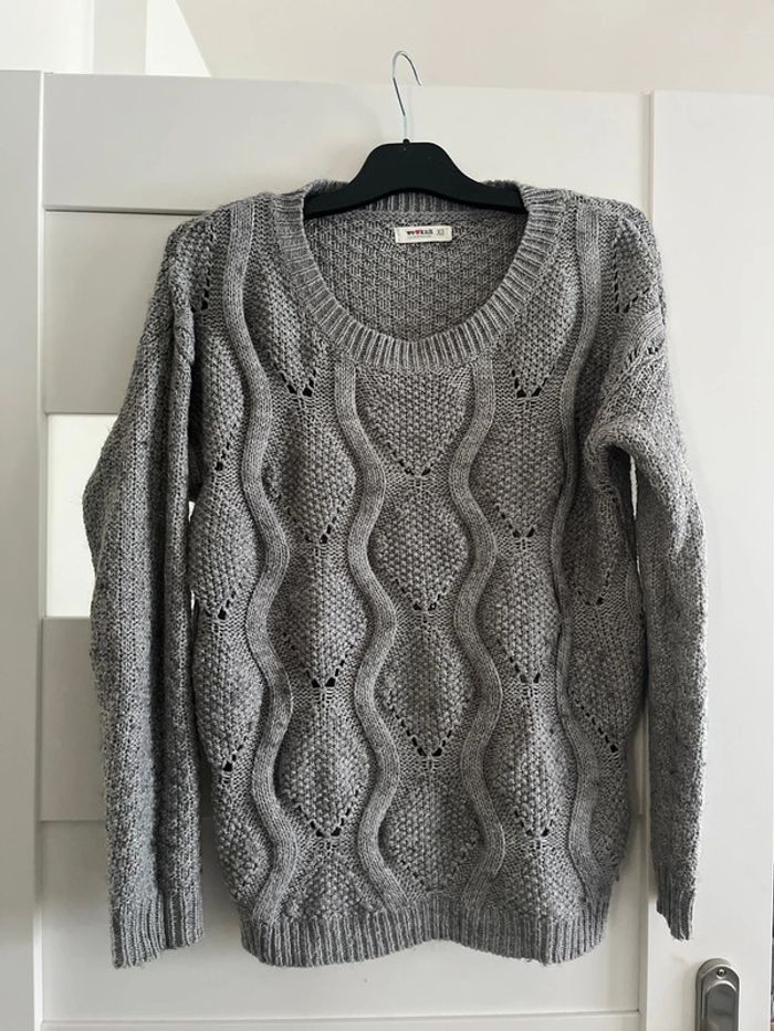 Pull gris