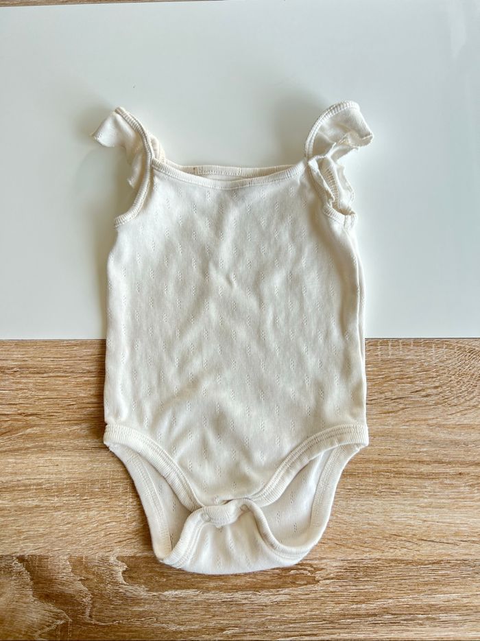 Lot bodies manches courtes fille 12 mois - photo numéro 5