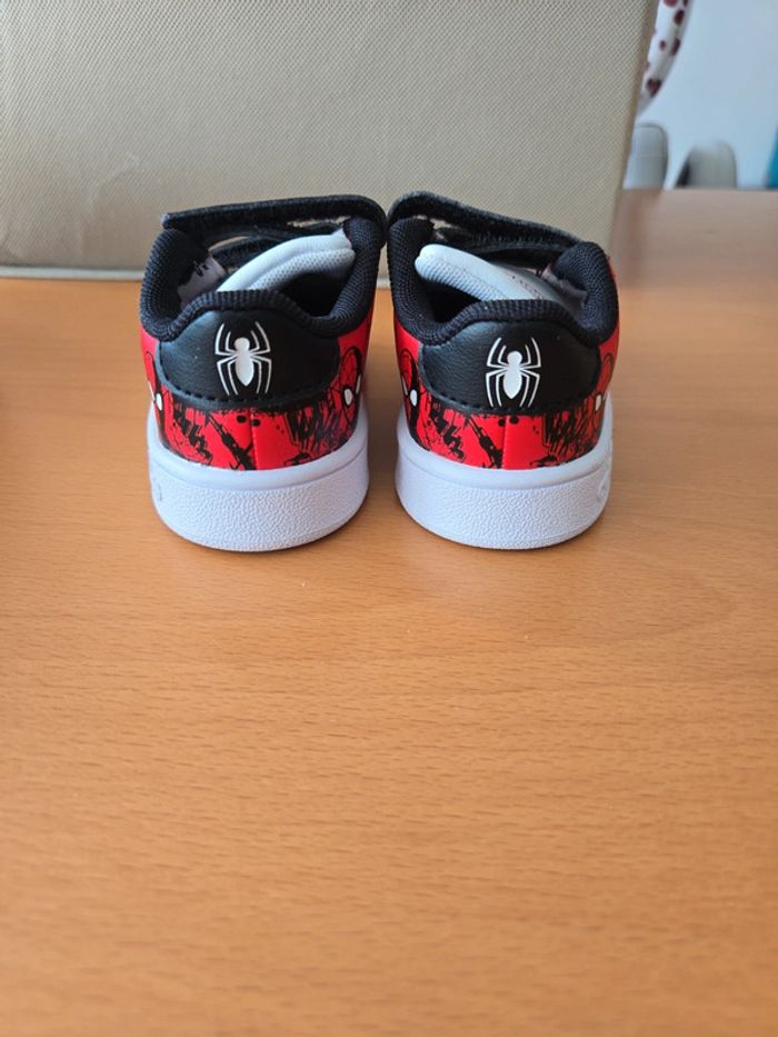 Adidas Spiderman - photo numéro 3