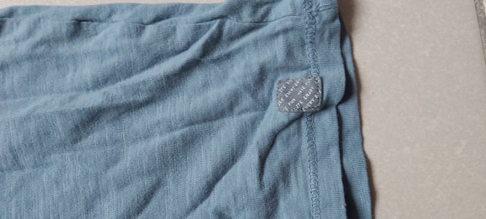 Tshirt manche longue 5 ans - photo numéro 2