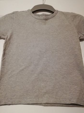 Tee-shirt gris 8 ans