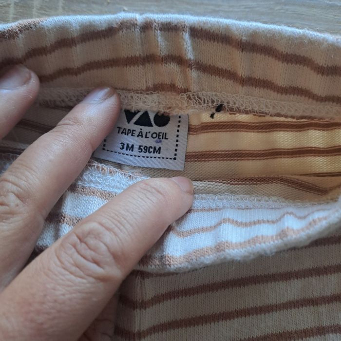 Lot de vêtements du 1 mois au 3 mois - photo numéro 3