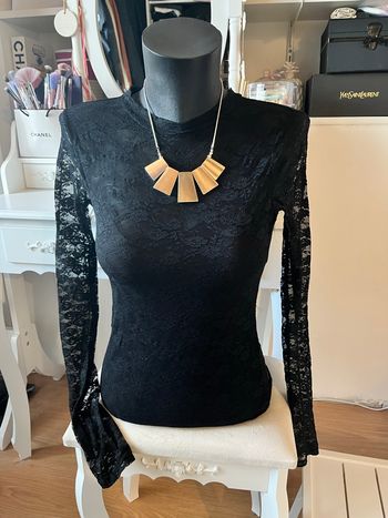 Body dentelle noire manches longues H&M T.S TBE