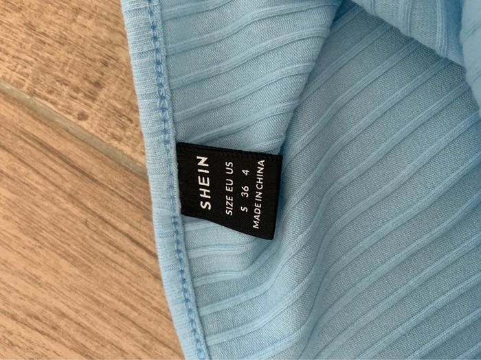 Top femme shein taille 36 - photo numéro 3