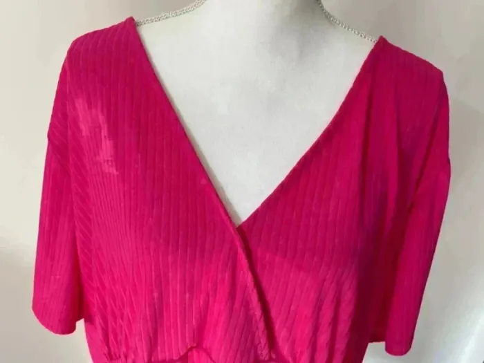 Tee shirt rose fuchsia taille 54/56 - photo numéro 2