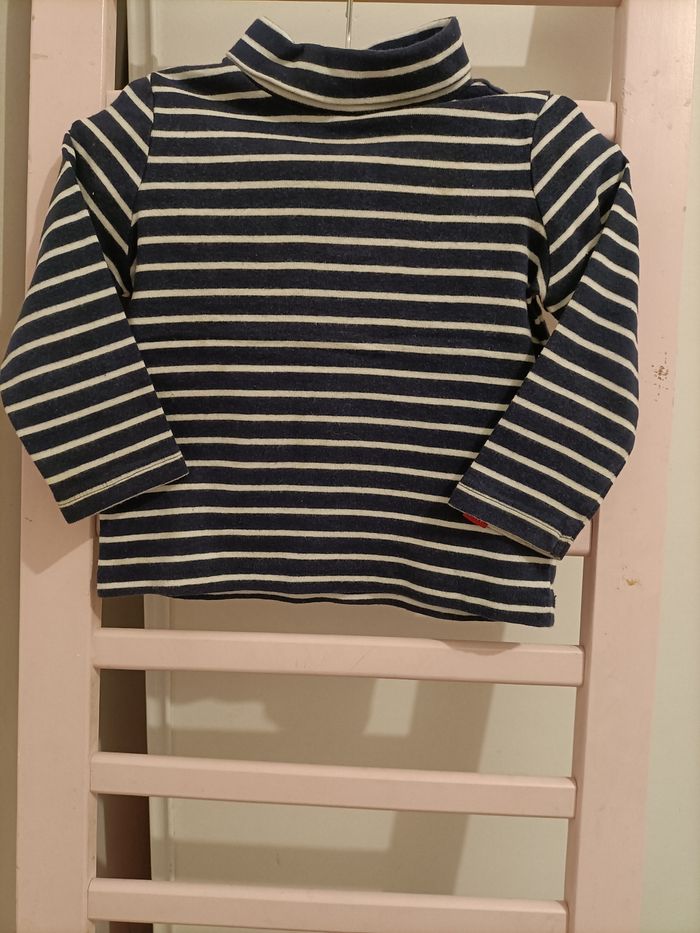 Col roulé du pareil au même