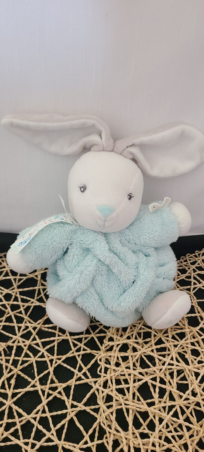 Doudou lapin boule bleu blanc gris oiseau Kaloo