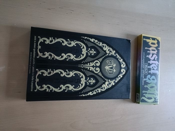 PALETTE GOTHIQUE ET PASTEL GOTH KAT VON D
