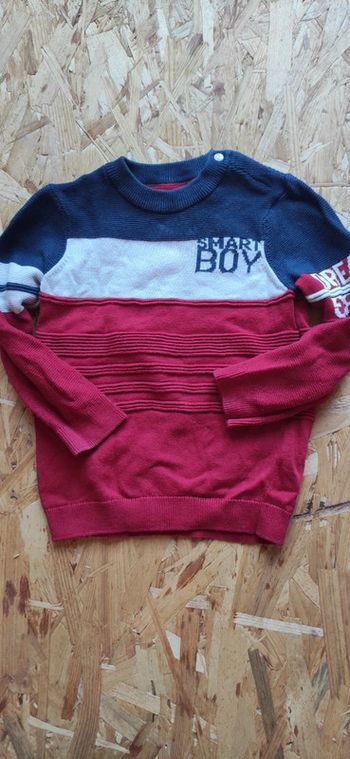 Pull rouge blanc bleu