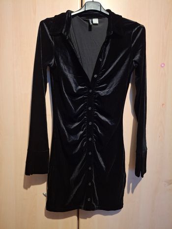 Robe en velours noire H&M taille M