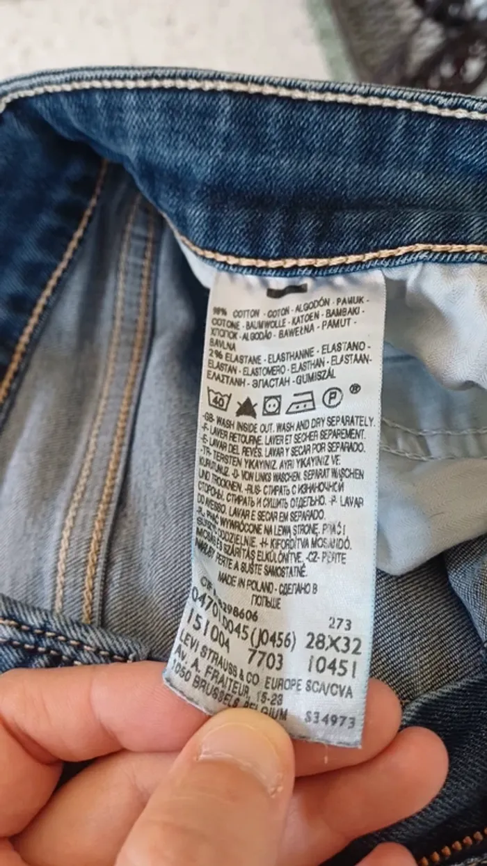 Jean levi's slim femme - Taille 32 - photo numéro 4