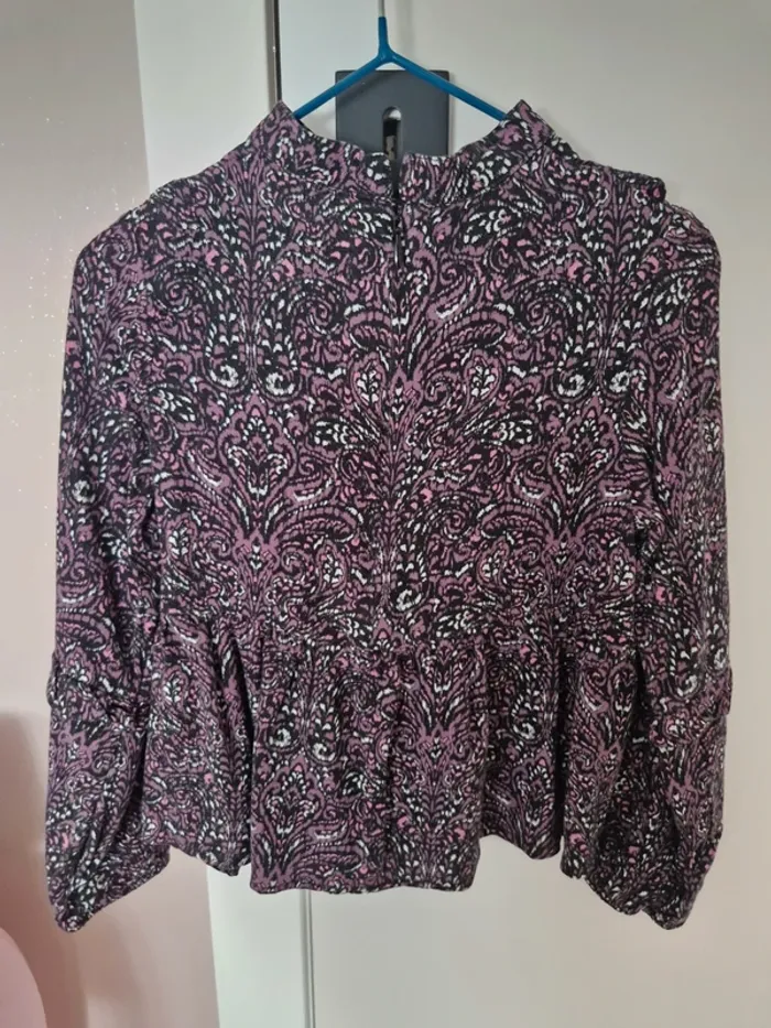 Blouse ikks 🎀 5 ans - photo numéro 3