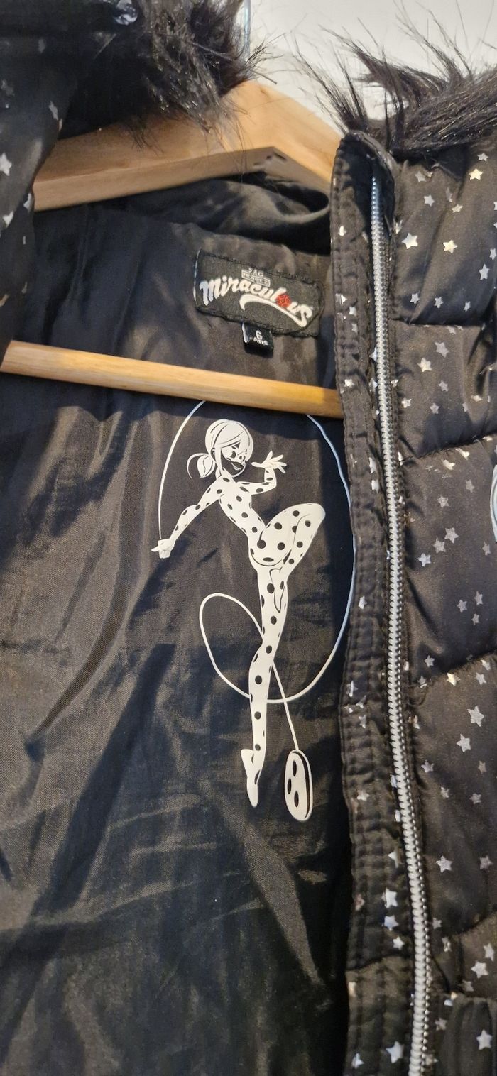 Blouson noir avec motif miraculous 6 ans - photo numéro 8