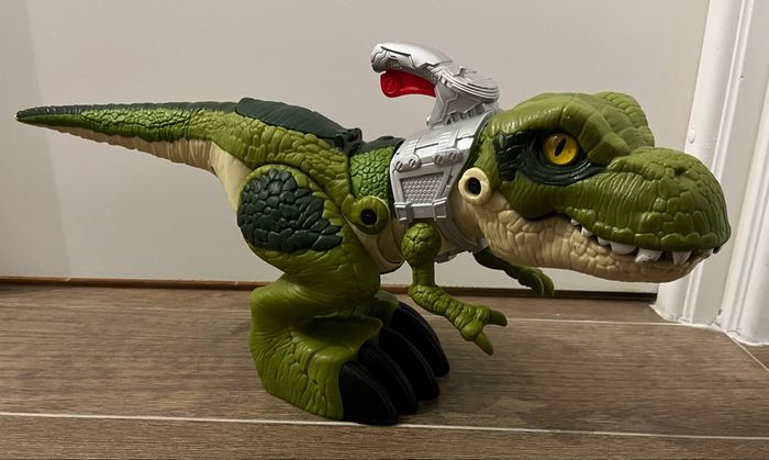T-rex jurassic world - photo numéro 2