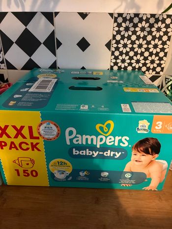 Taille 3 couches Pampers baby dry X 150