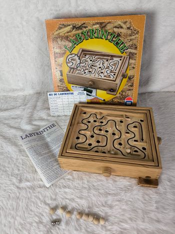 Labyrinthe en bois