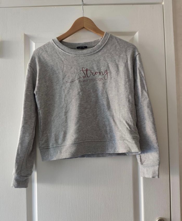 Sweat XS 14 ans