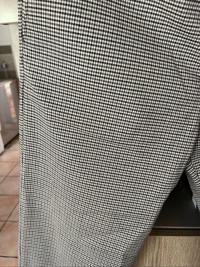 Très beau pantalon imprimé - photo numéro 4