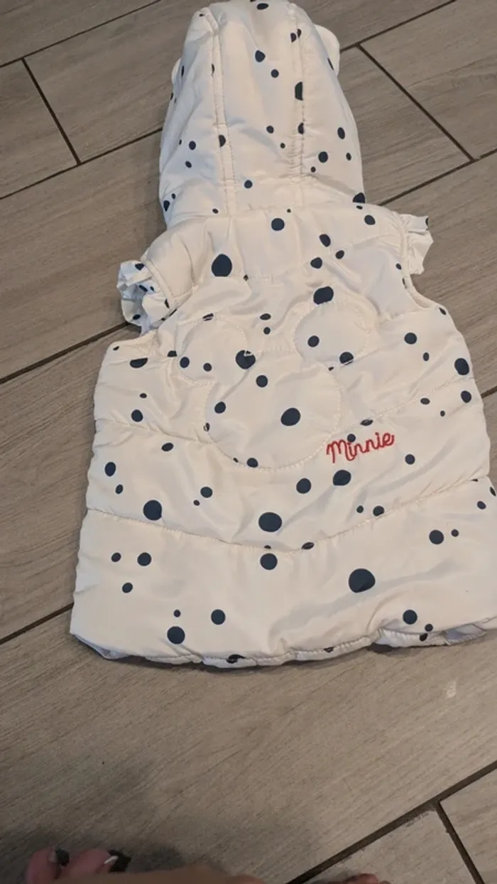 Blouson sans manches 6 mois - photo numéro 6