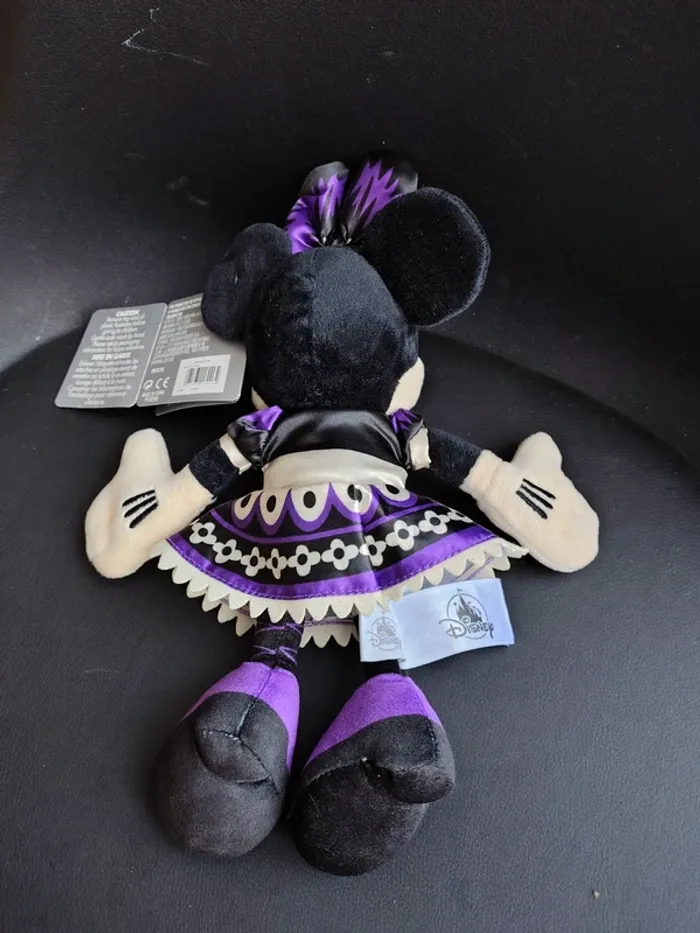 Peluche Minnie Collection "Mystic Halloween 2017". Peluche officielle Disney Parks - photo numéro 3