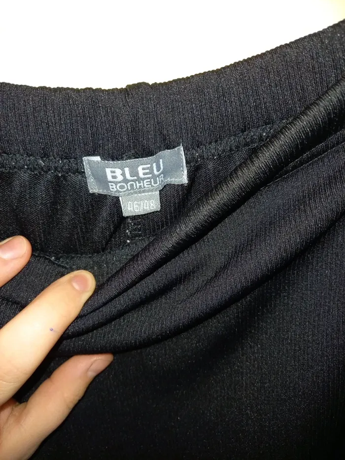 Pantalon noir - photo numéro 4