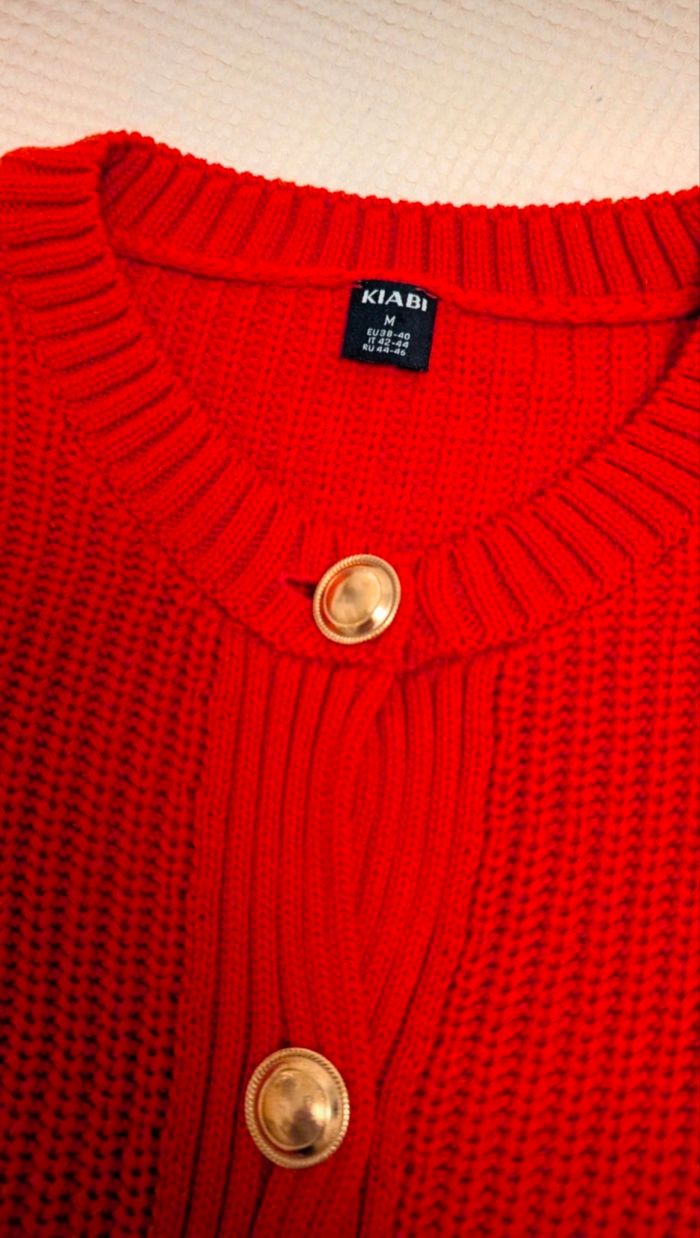 Gilet sans manches rouge - photo numéro 2
