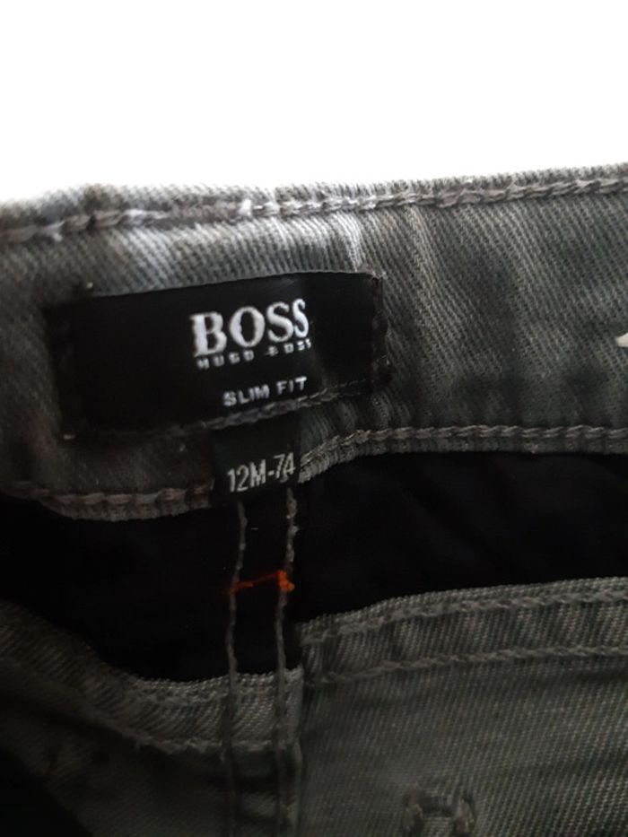 Jeans Boss t. 12 mois. - photo numéro 2