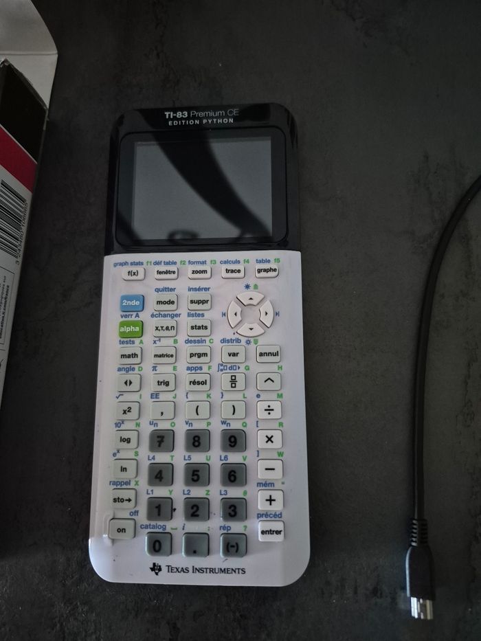 Calculatrice lycee texas instrument TI 83 - photo numéro 3