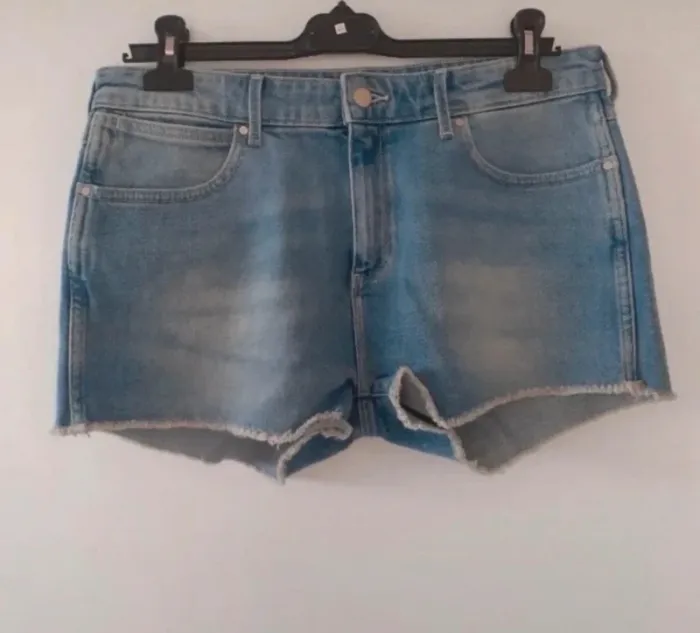 Short en Jean coupe boyfriend Wrangler taille W29 ou 38-40