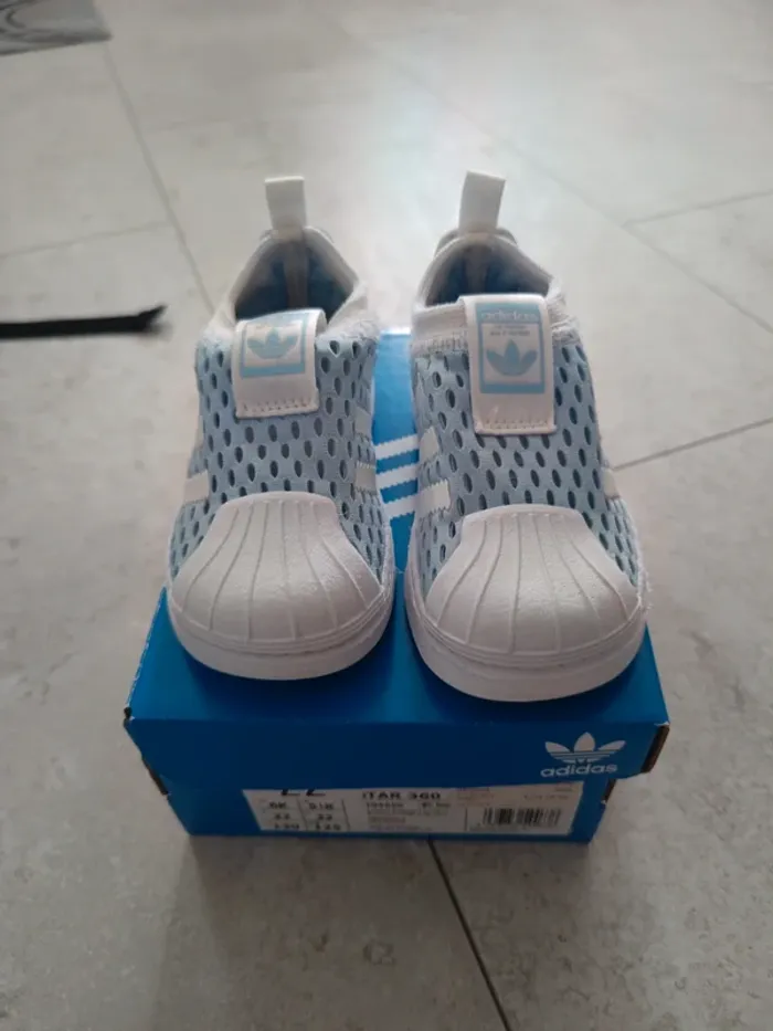 Adidas Superstar t22 - photo numéro 2