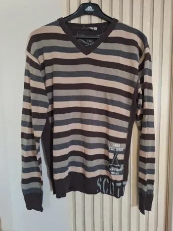 Pull v 42 #H42XL-006