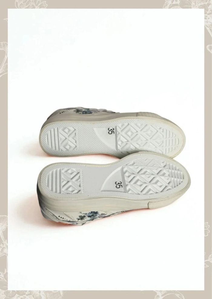 Baskets basses blanc cassé motif fleurie Shiatzy Taille 36 - photo numéro 7