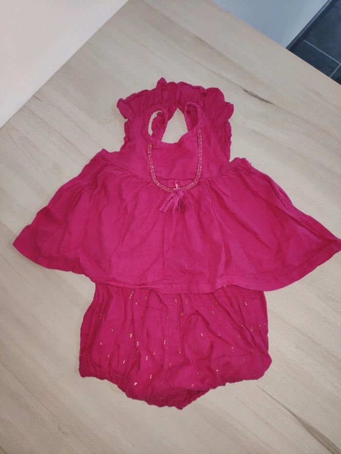 Joli bloomer short rose fushia avec son débardeur stylé 6 mois - photo numéro 3