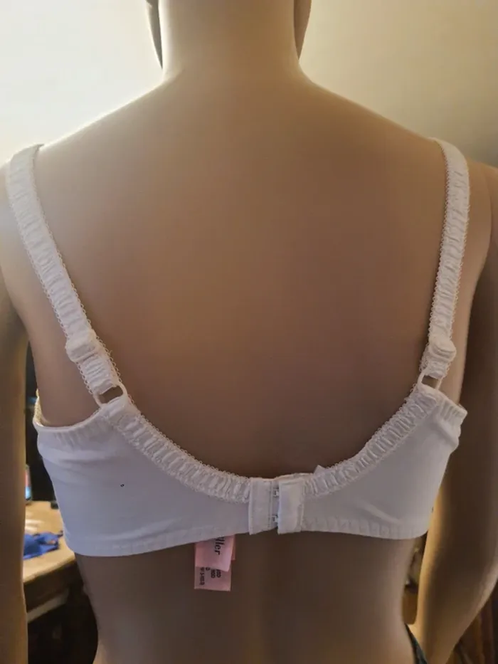Soutiens-gorge blanc Hunkemöller fr95D eu80D - photo numéro 8