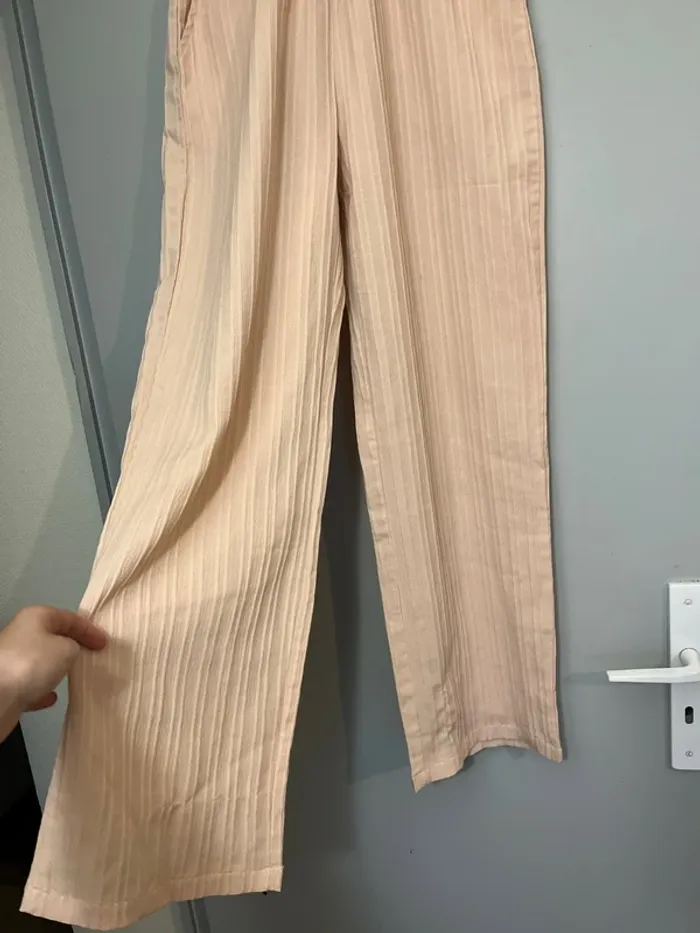 Pantalon à jambes larges - photo numéro 2